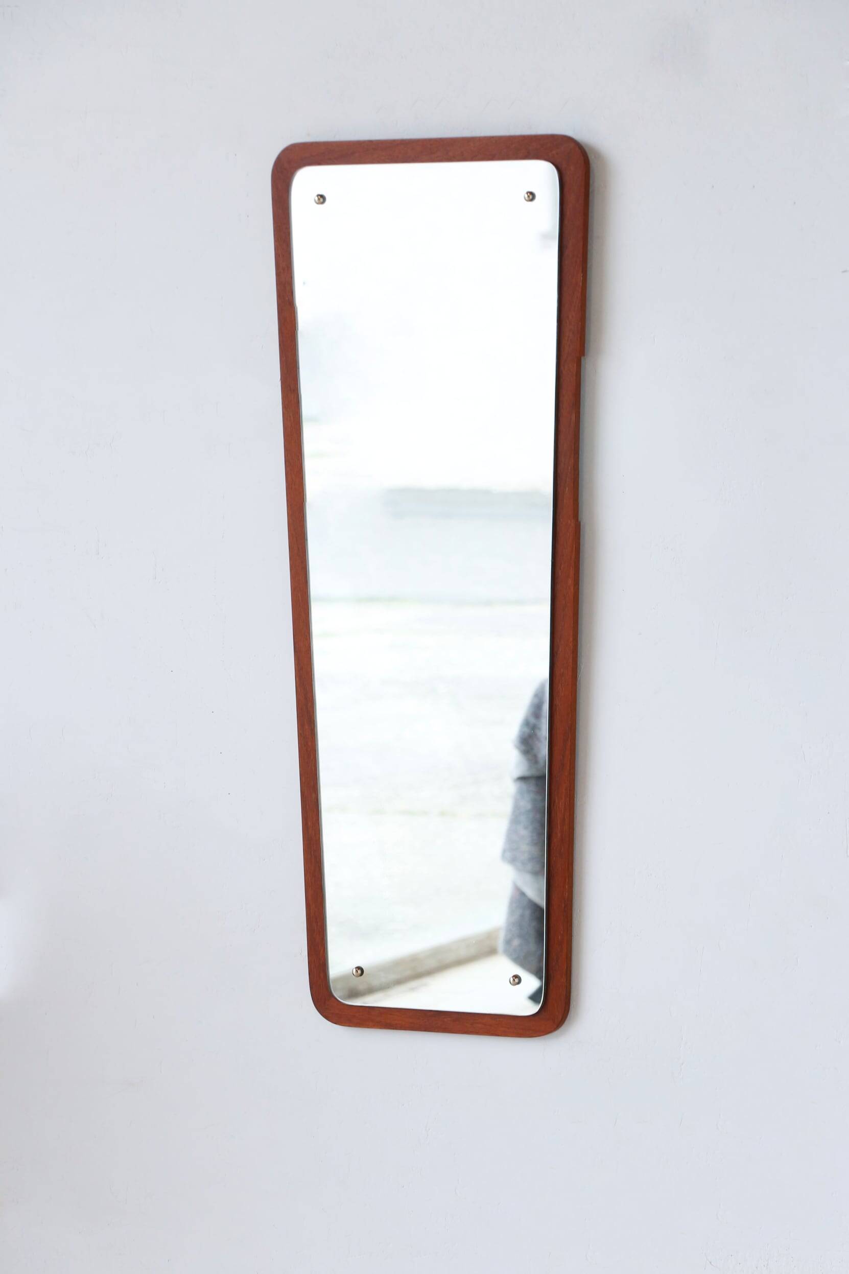 Miroir scandinave vintage en teck – Années 60
