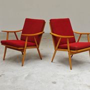 Paire de fauteuils Boomerang  rouge Antonin Suman pour Ton Bystrice Thonet