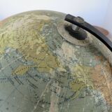 Taride tripod terrestrial globe from 1963