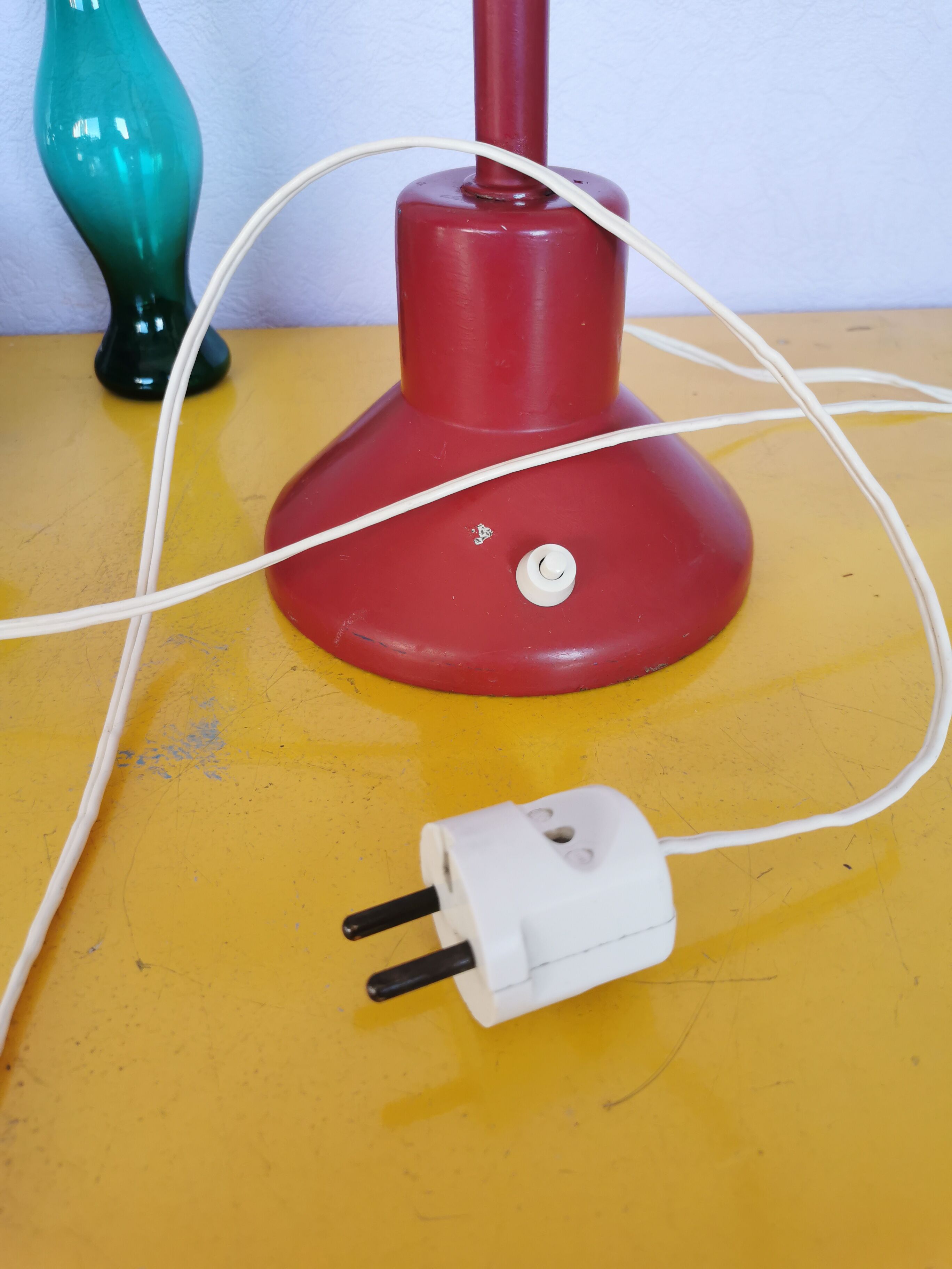 Burgundy flexible casserole lamp, 1960