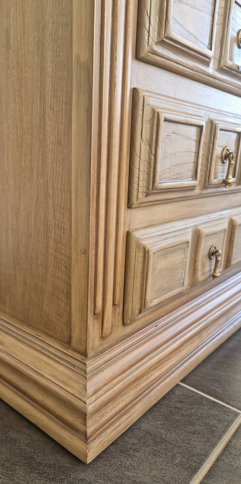 Oak and pine chest of drawers, 1950s.