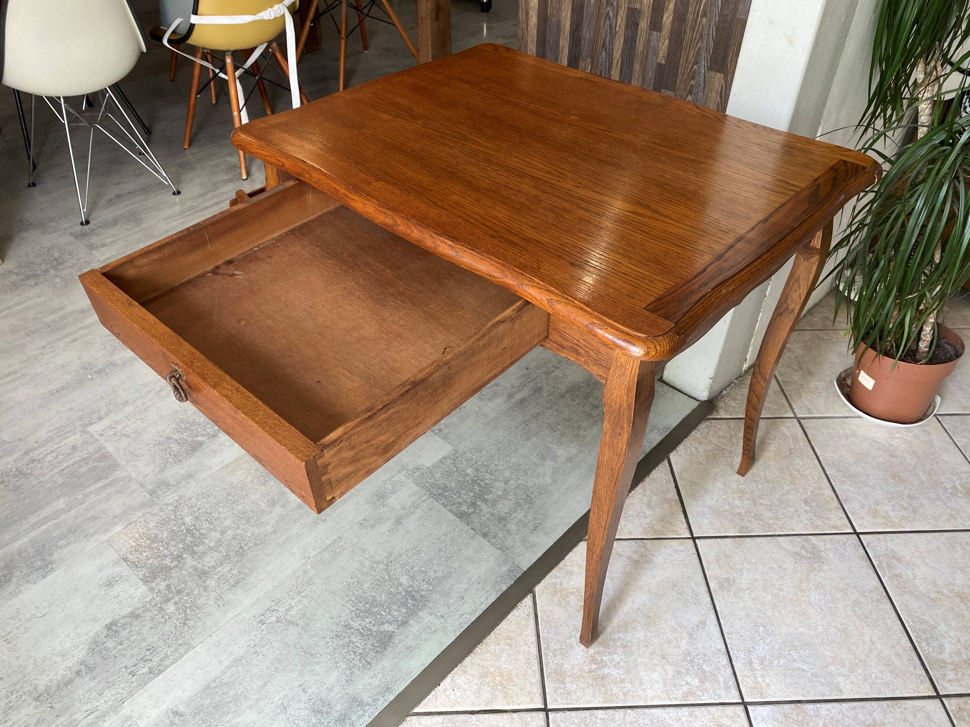 Oak desk, 1 drawer and 1 removable document holder, 1950