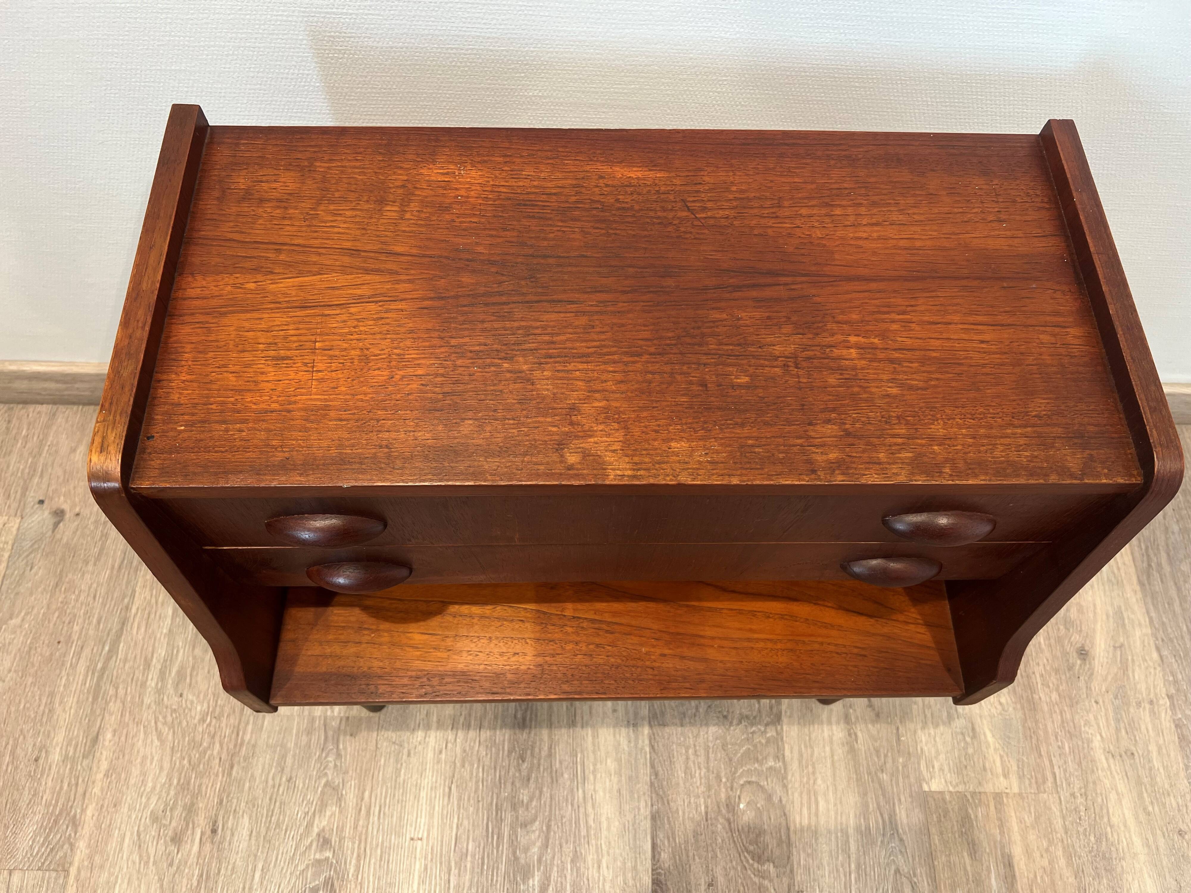 Scandinavian teak chest of drawers from the 1960s, Denmark.