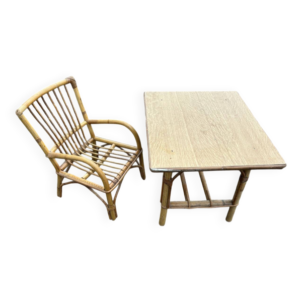Bureau et chaise enfant en rotin