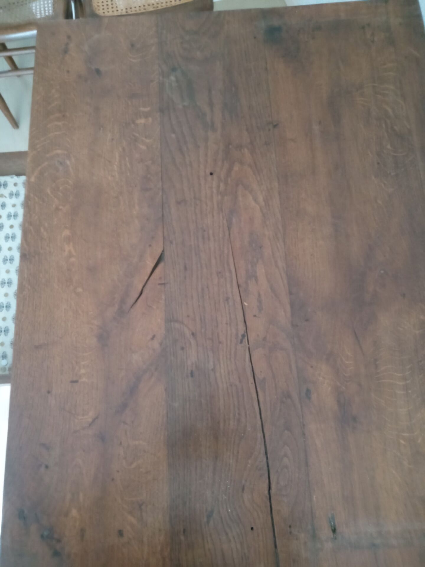 Table bureau 