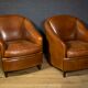 Ensemble de fauteuils club vintage en peau de mouton (Cuir de mouton) avec tabouret