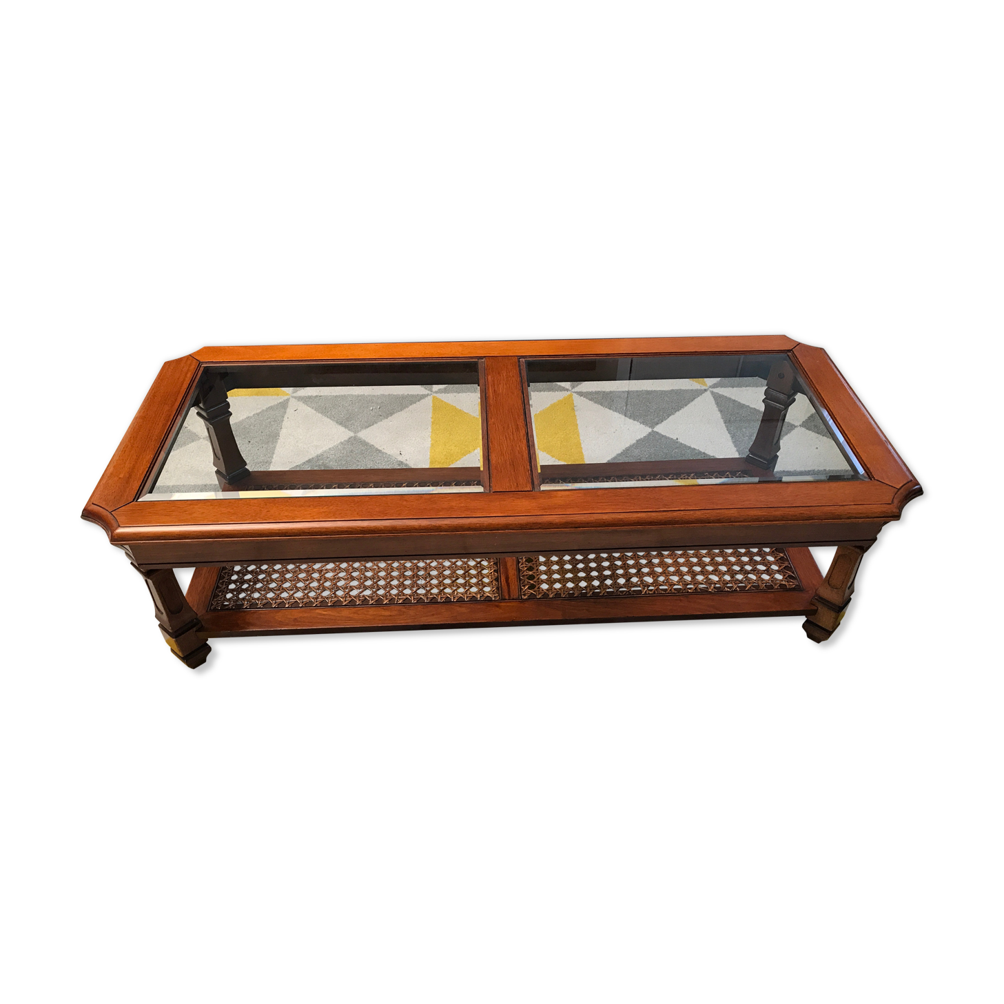 Table basse en merisier plateau verre cannage