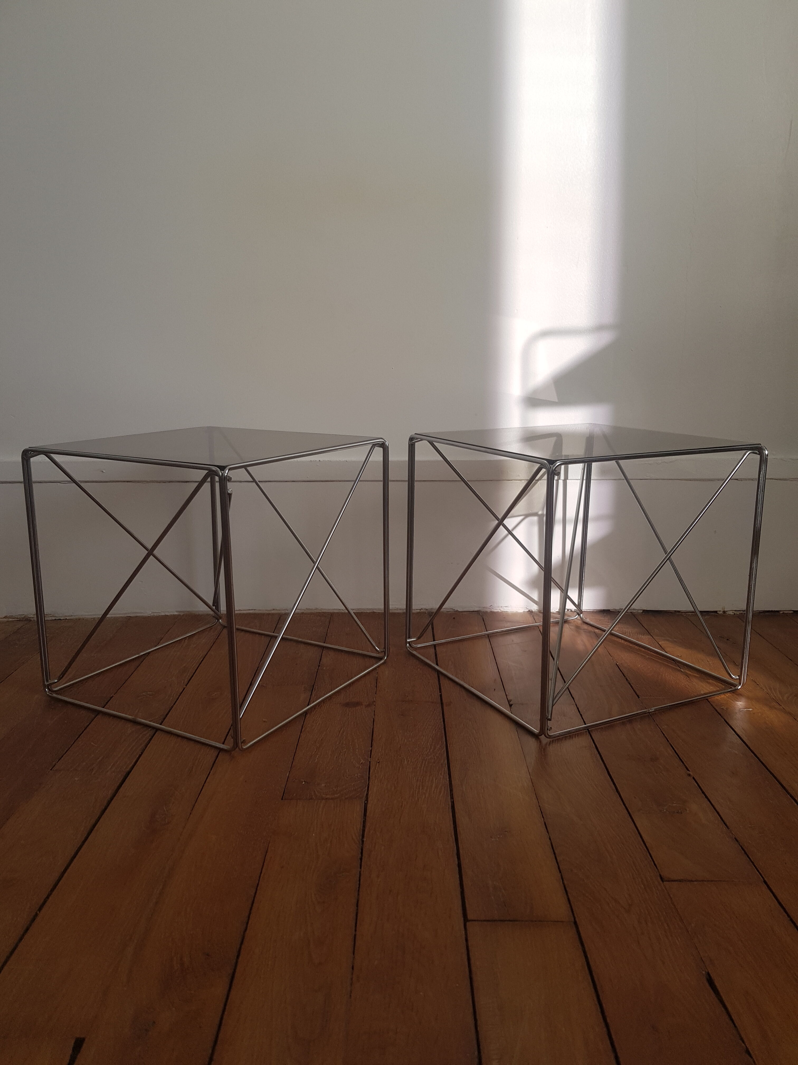 Model iscocèle coffee tables by Max Sauze
