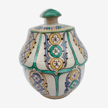 Ancien pot couvert en céramique émaillée orientale