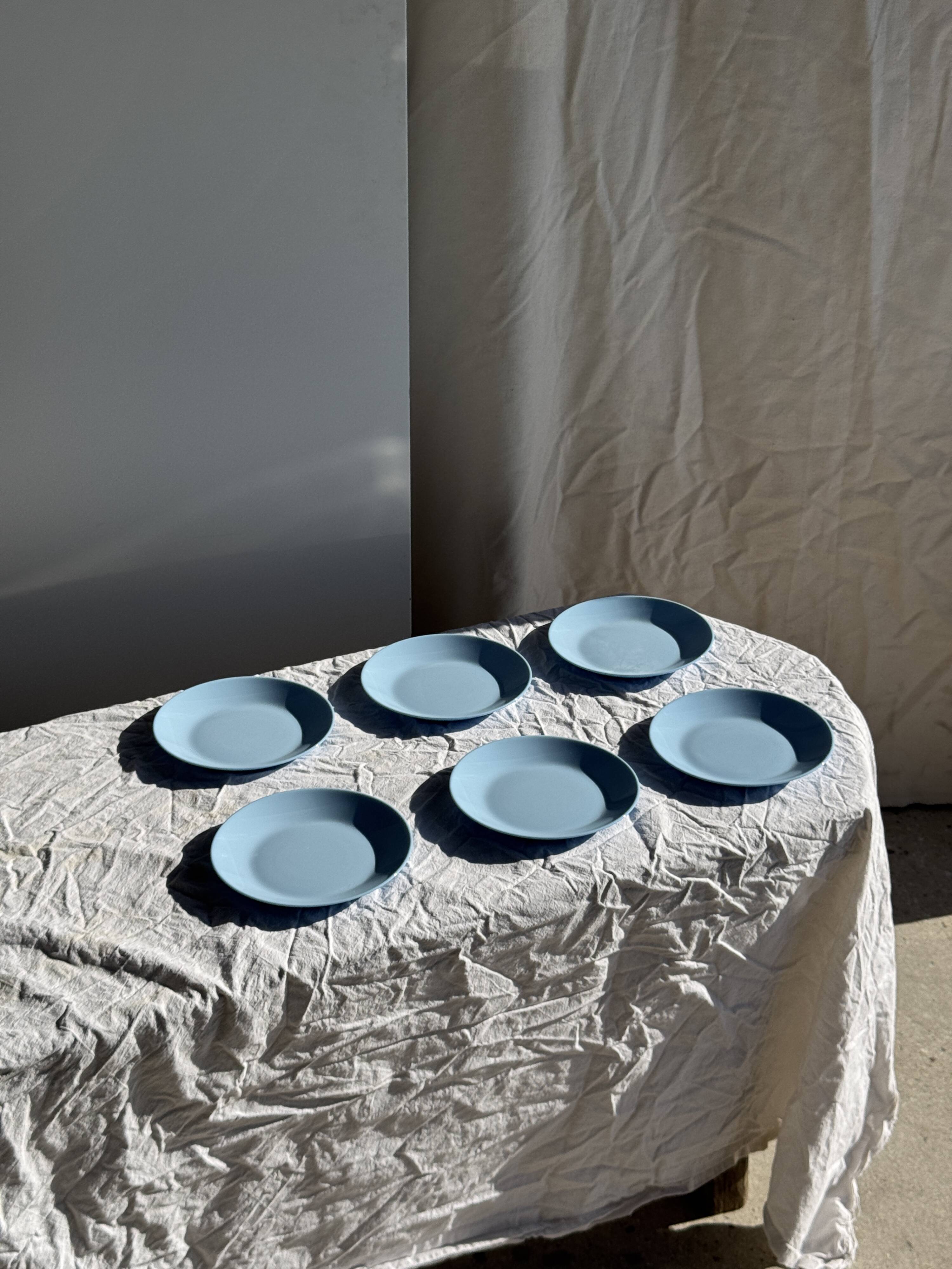 Set of 6 vintage blue dessert plates D18 (1)