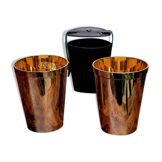 Deux timbales en métal argenté