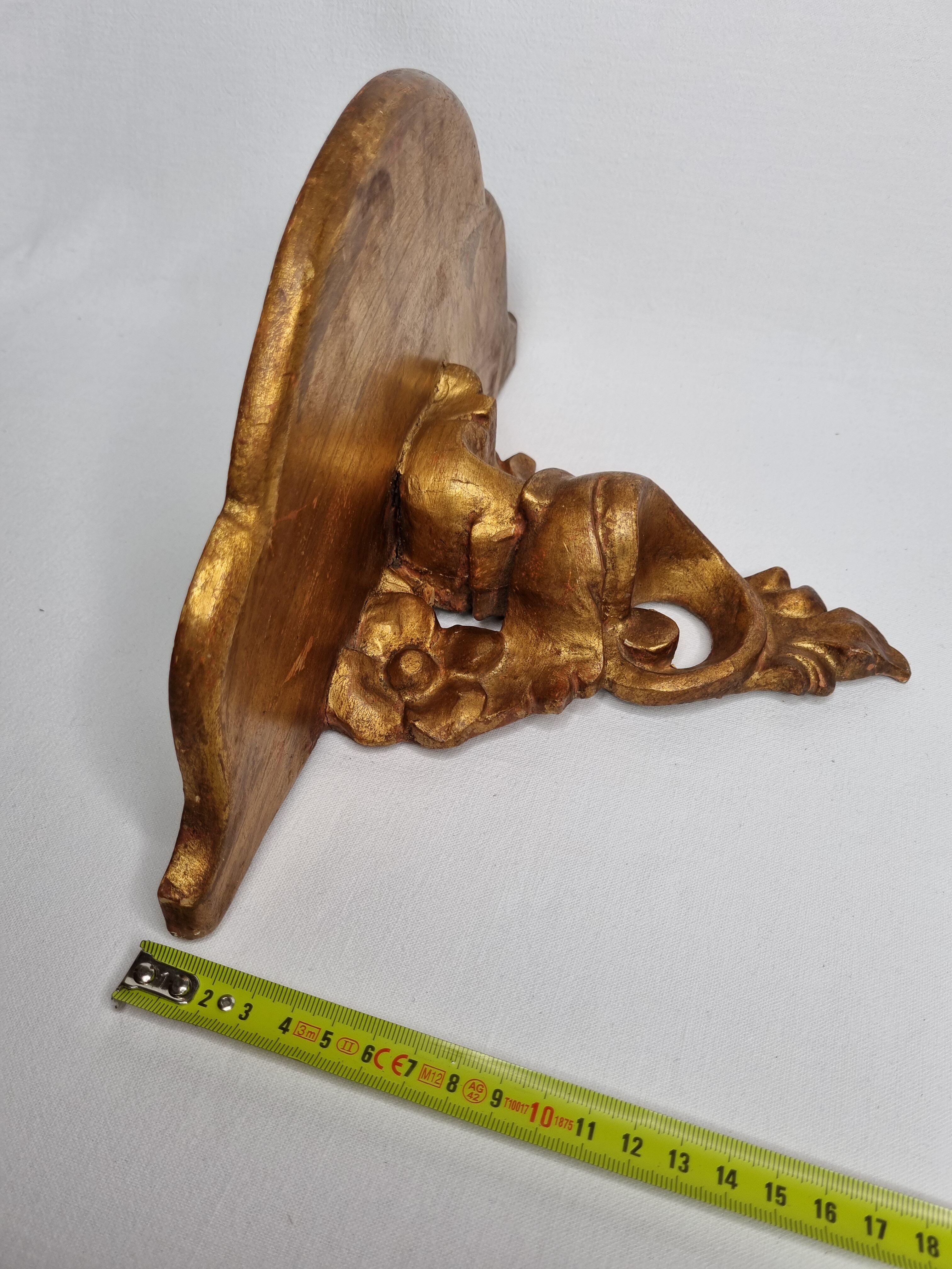 Stucco and gilded wood harness, 30 cm