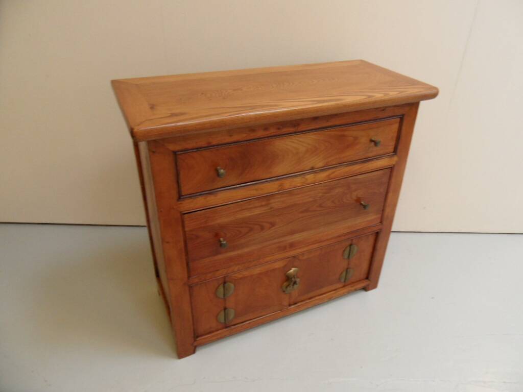 Commode ancienne