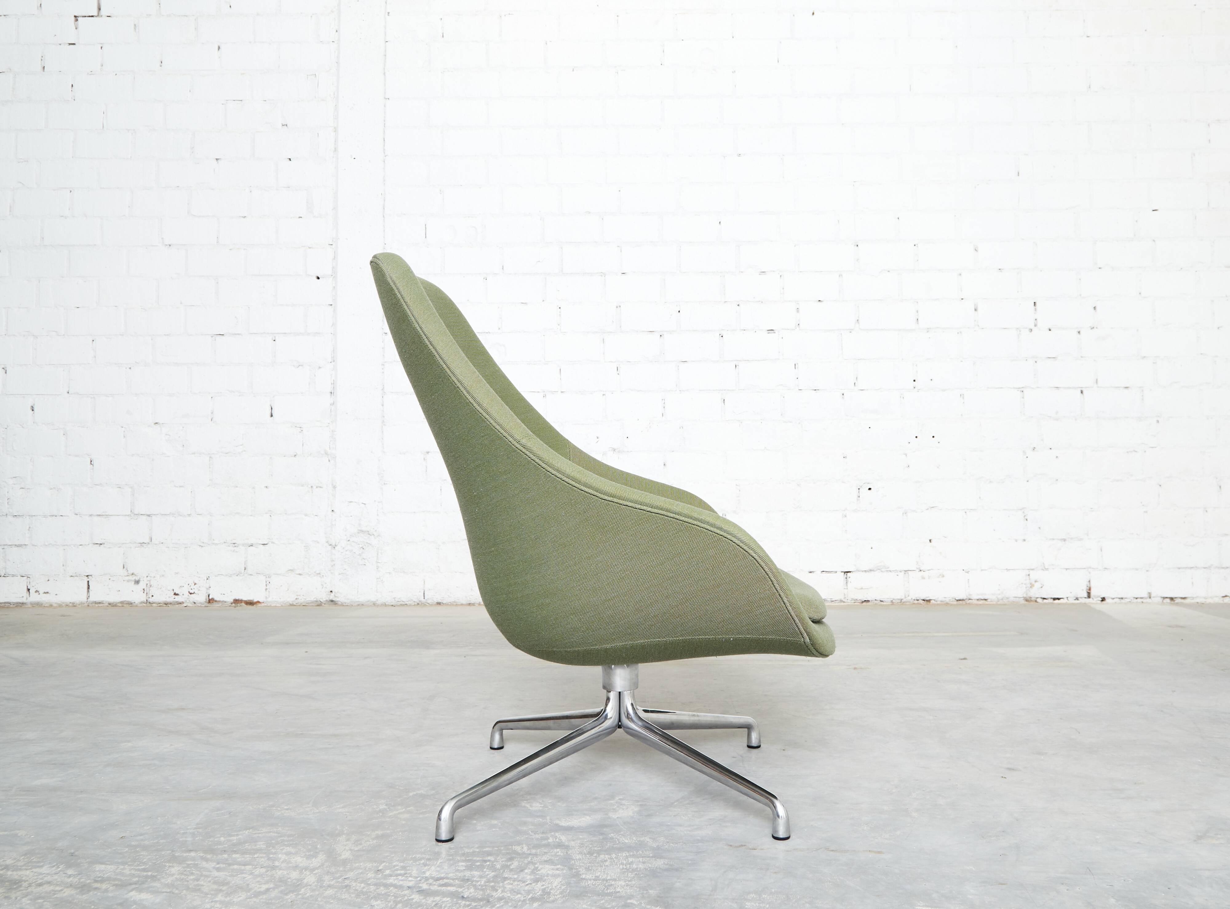 Pair About A Lounge Chair High AAL 91 Lounge Chair