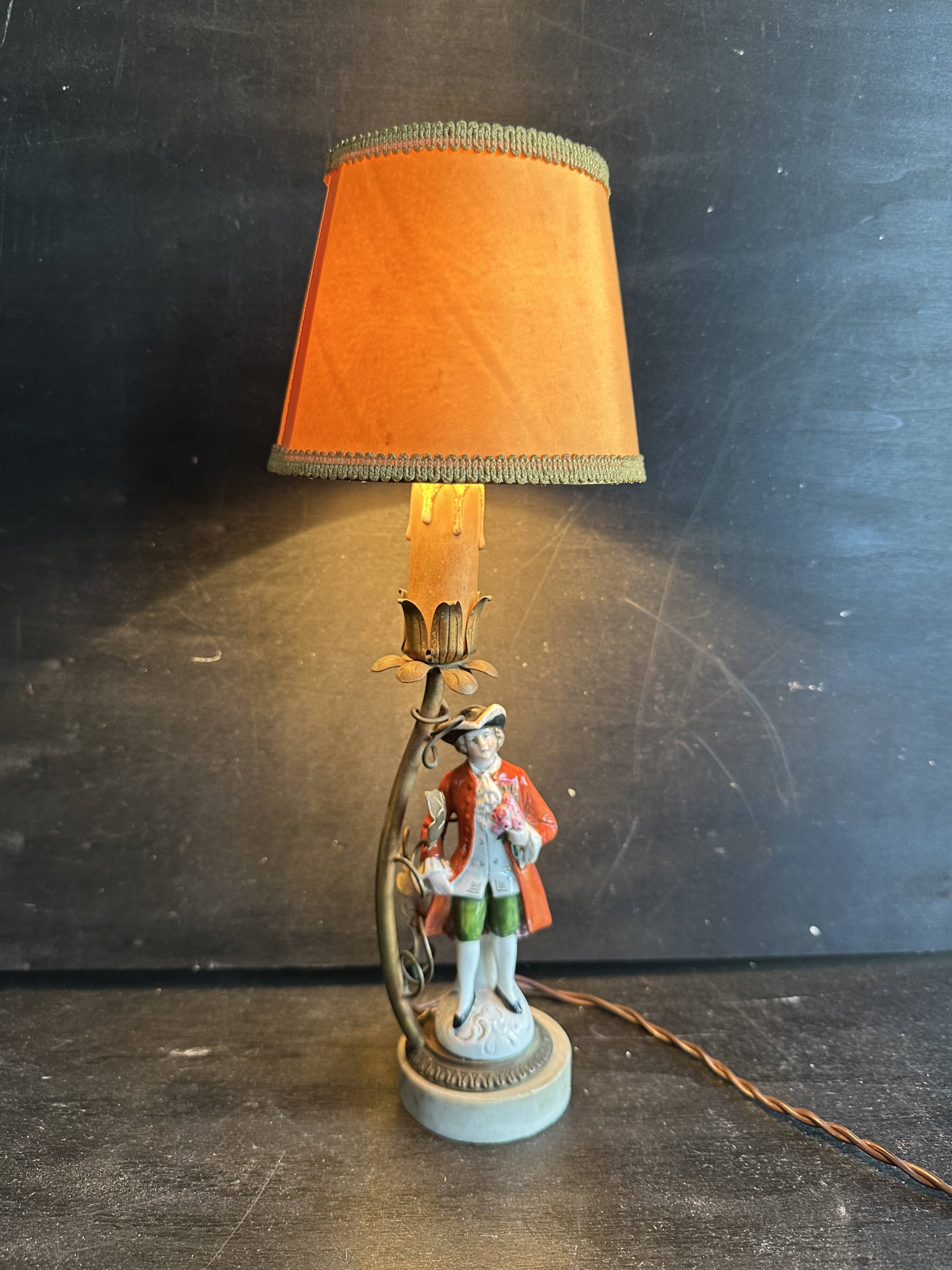 Antique porcelain marquis figurine lamp, 1940