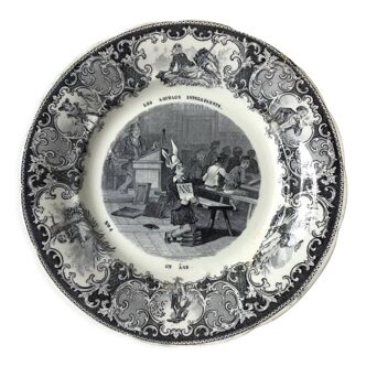 Ceramic plate creil and montereau