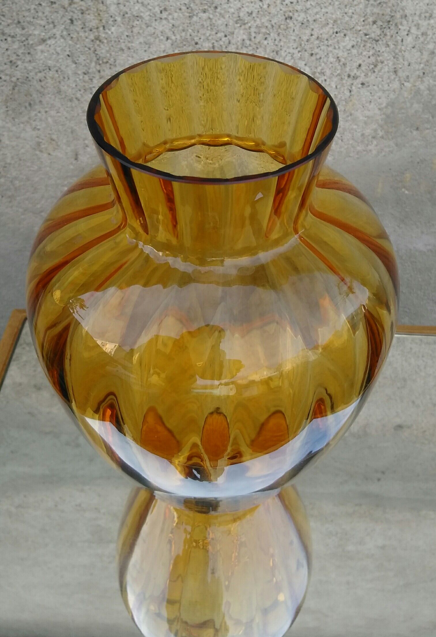 Vase art déco verre orangé