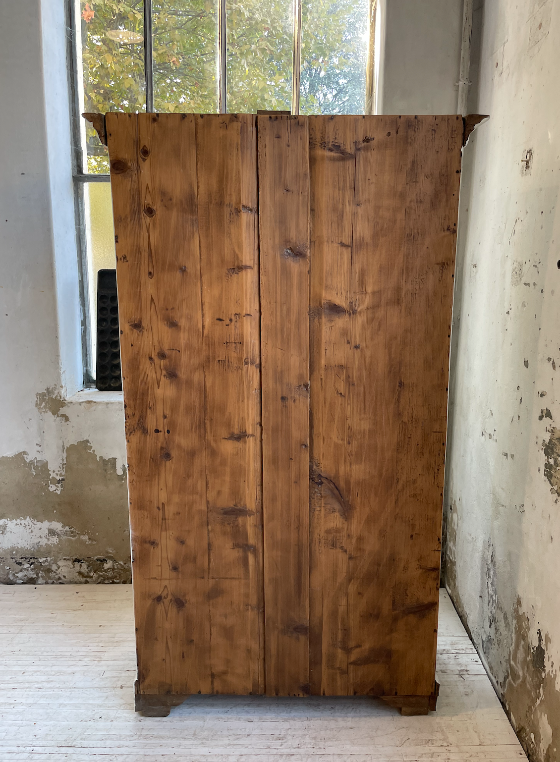 White cutter cabinet