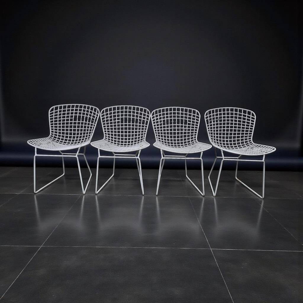 Vintage white wire chair in Bertoia style