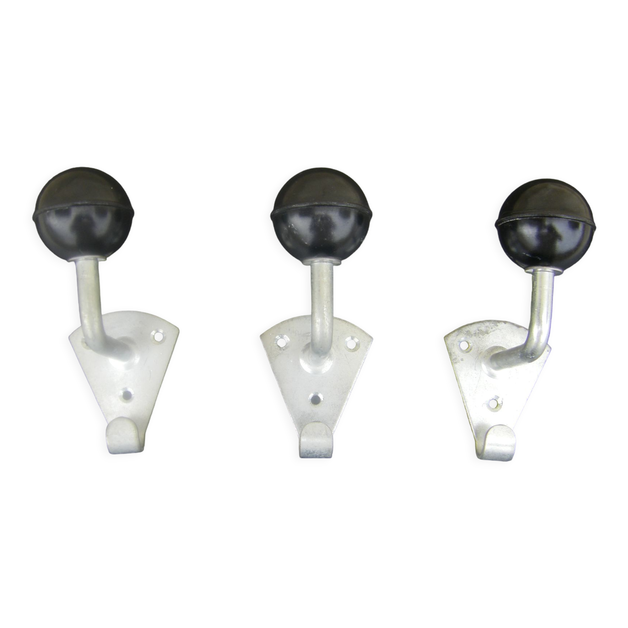 3 school hooks from the 60s in metal and bakelite