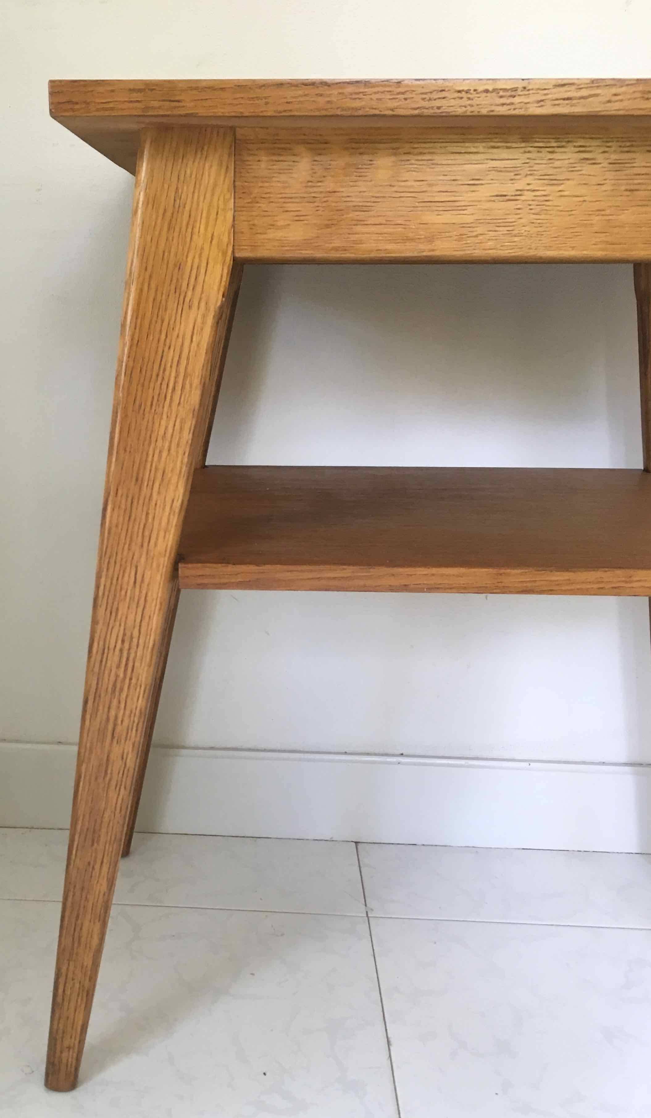 1950 compass foot pedestal table in light wood, side table, side table