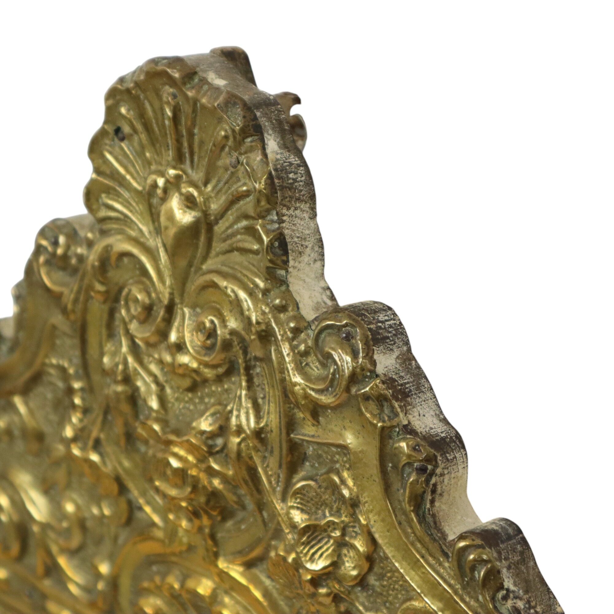 Ancien miroir à coussin repoussé facetté France