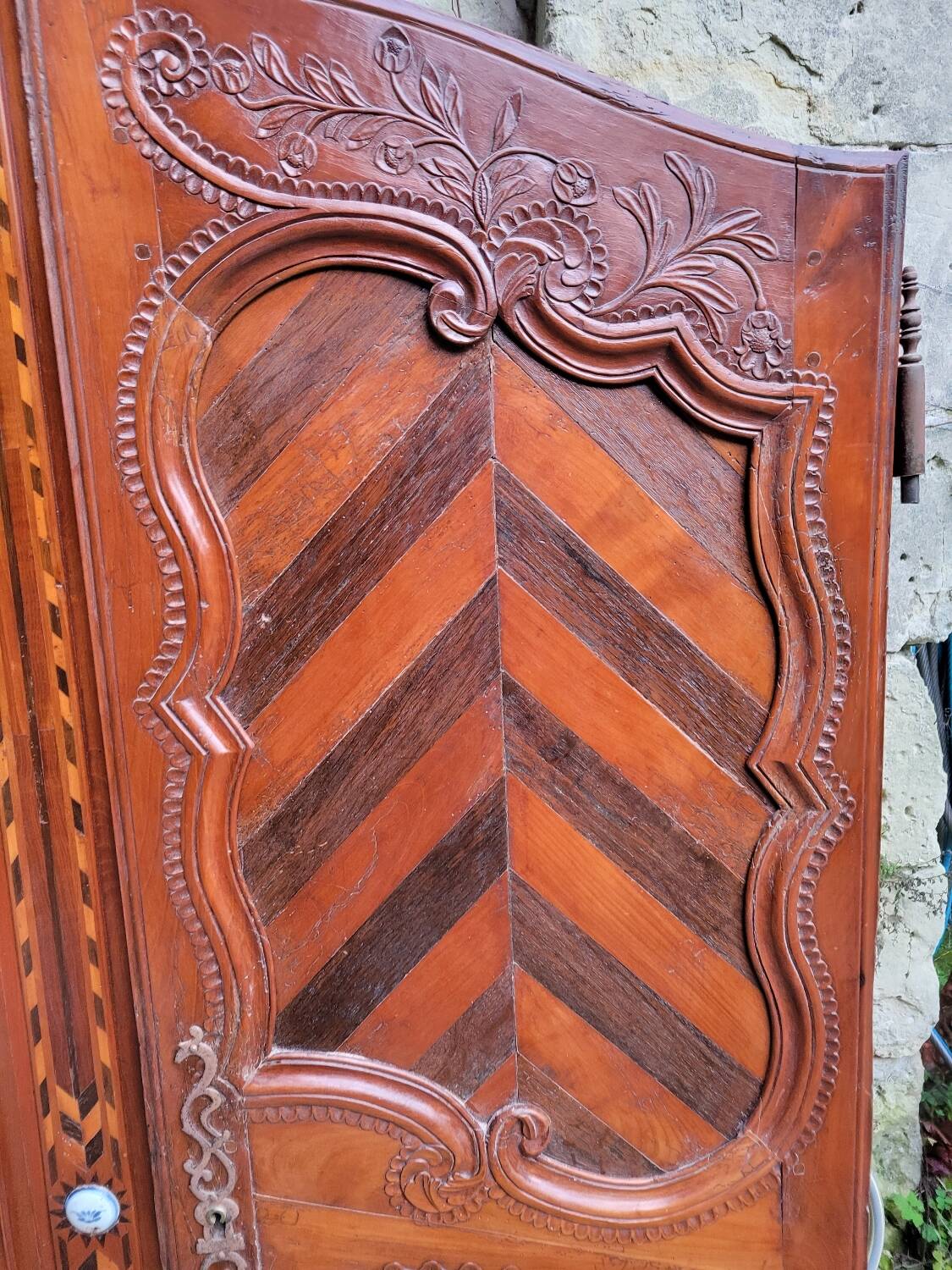 Pair of wall cupboard doors