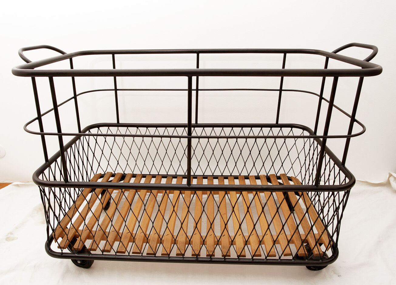 Industrial metal baker's bread cart