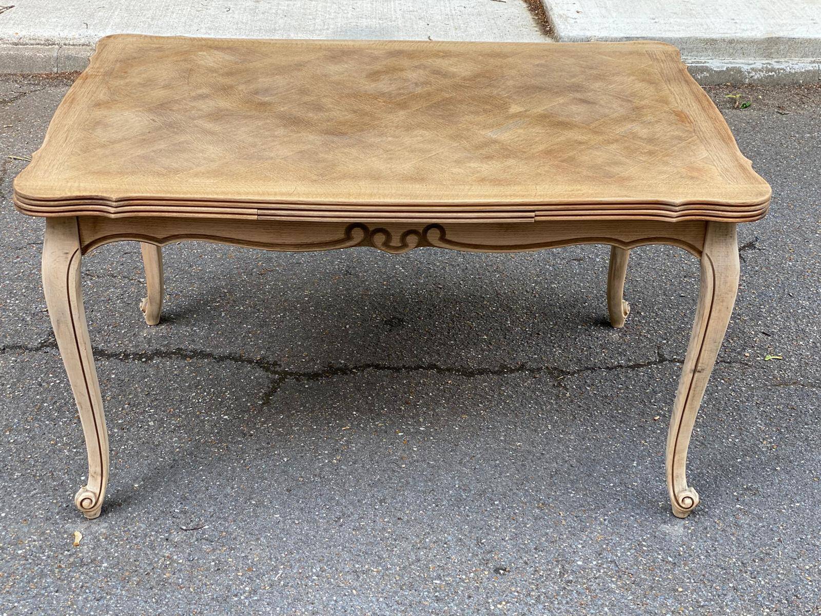 Louis XV extendable dining table renovated in raw wood 220cm