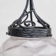 Suspension géométrique en verre Français et en fer