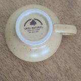 Tasses en grès marron