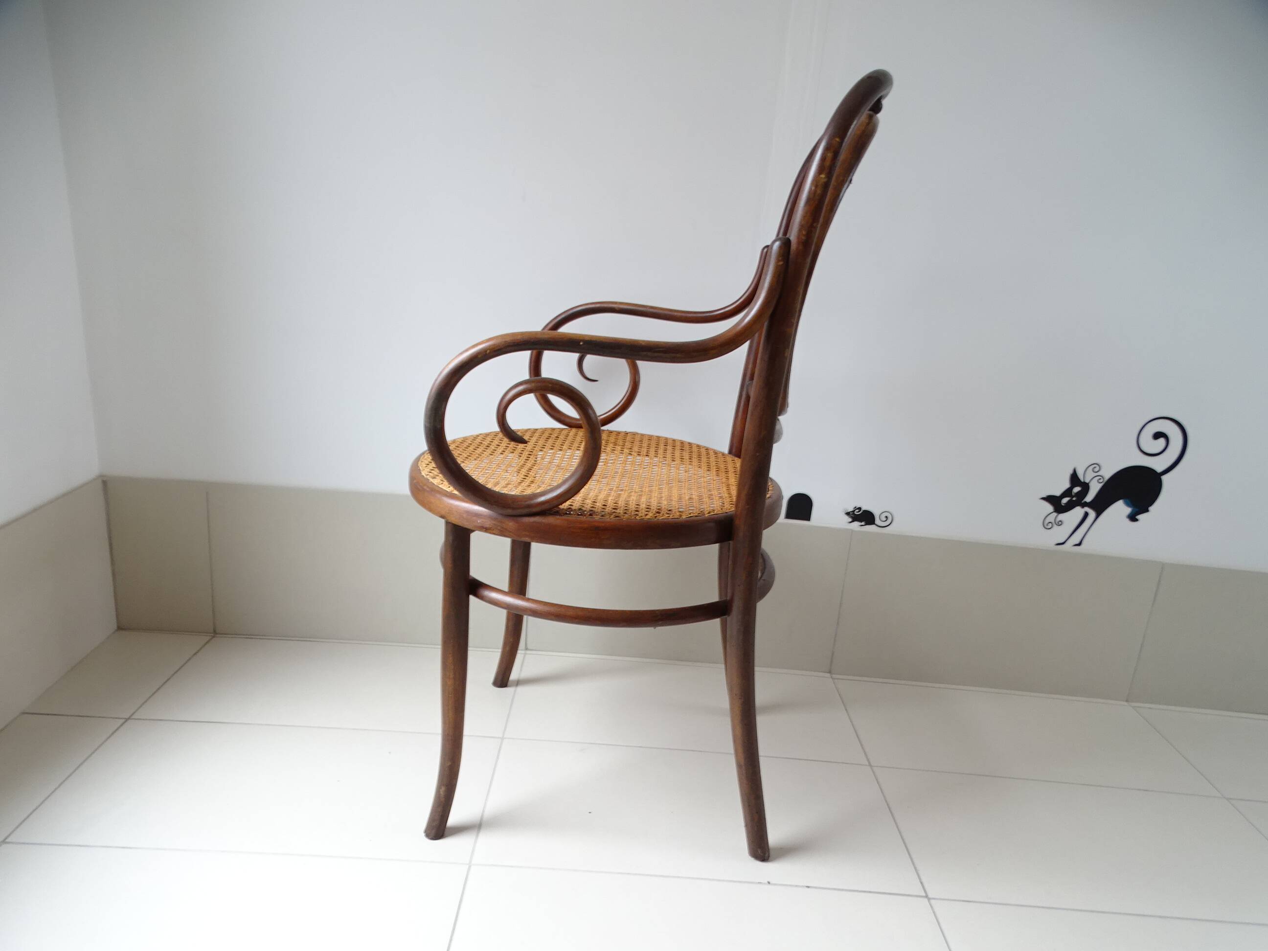 Fauteuil Fischel assise et dossier canné bois courbé