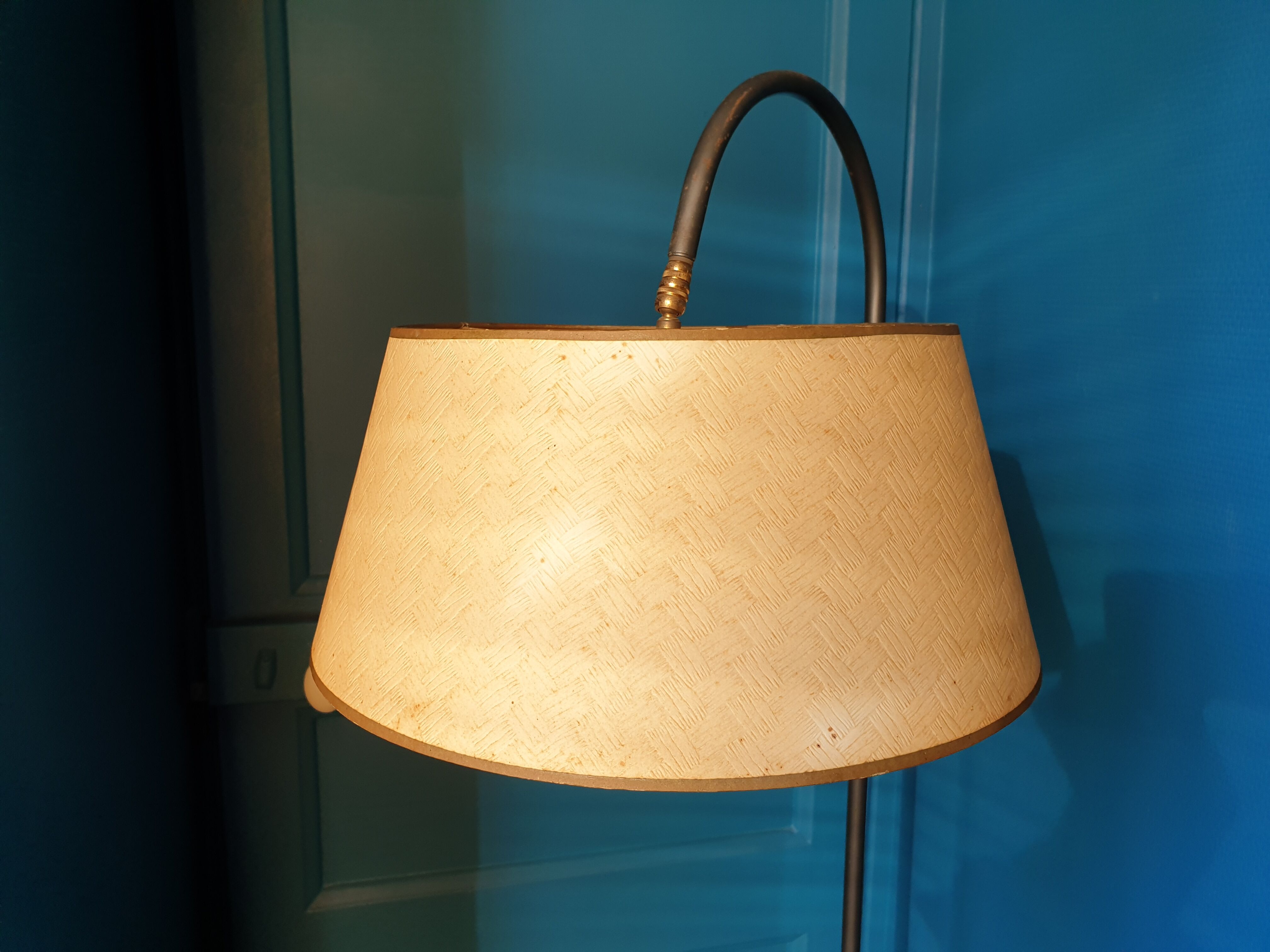 Reader lamp with tablet formica, 50s