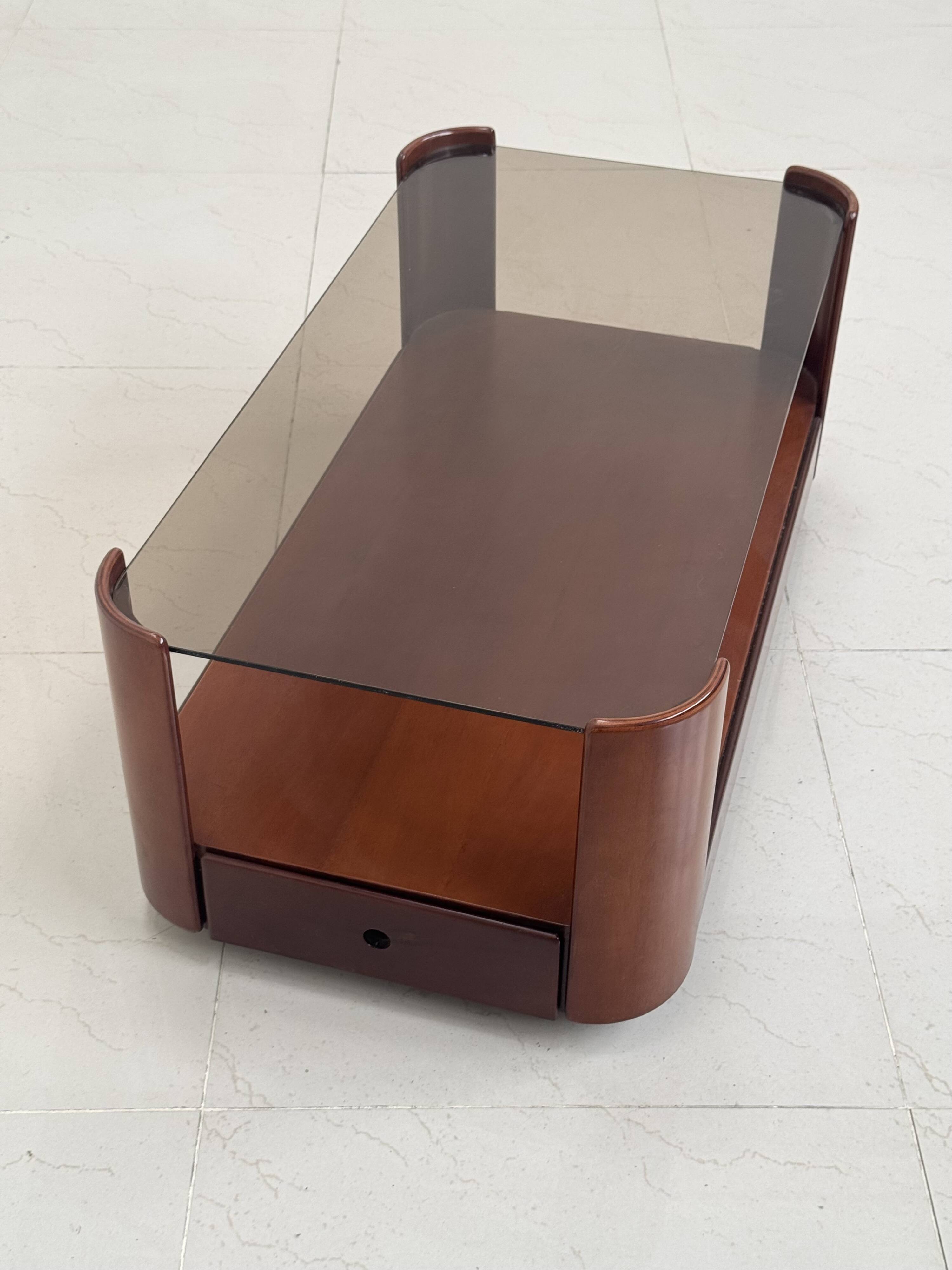 Italian wooden coffee table with drawers from the 80s