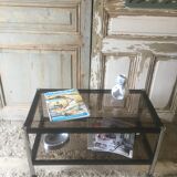 Table basse en métal et verres fumés