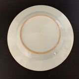 Chinese plate inspired by the company of the Indies family white blue late nineteenth century