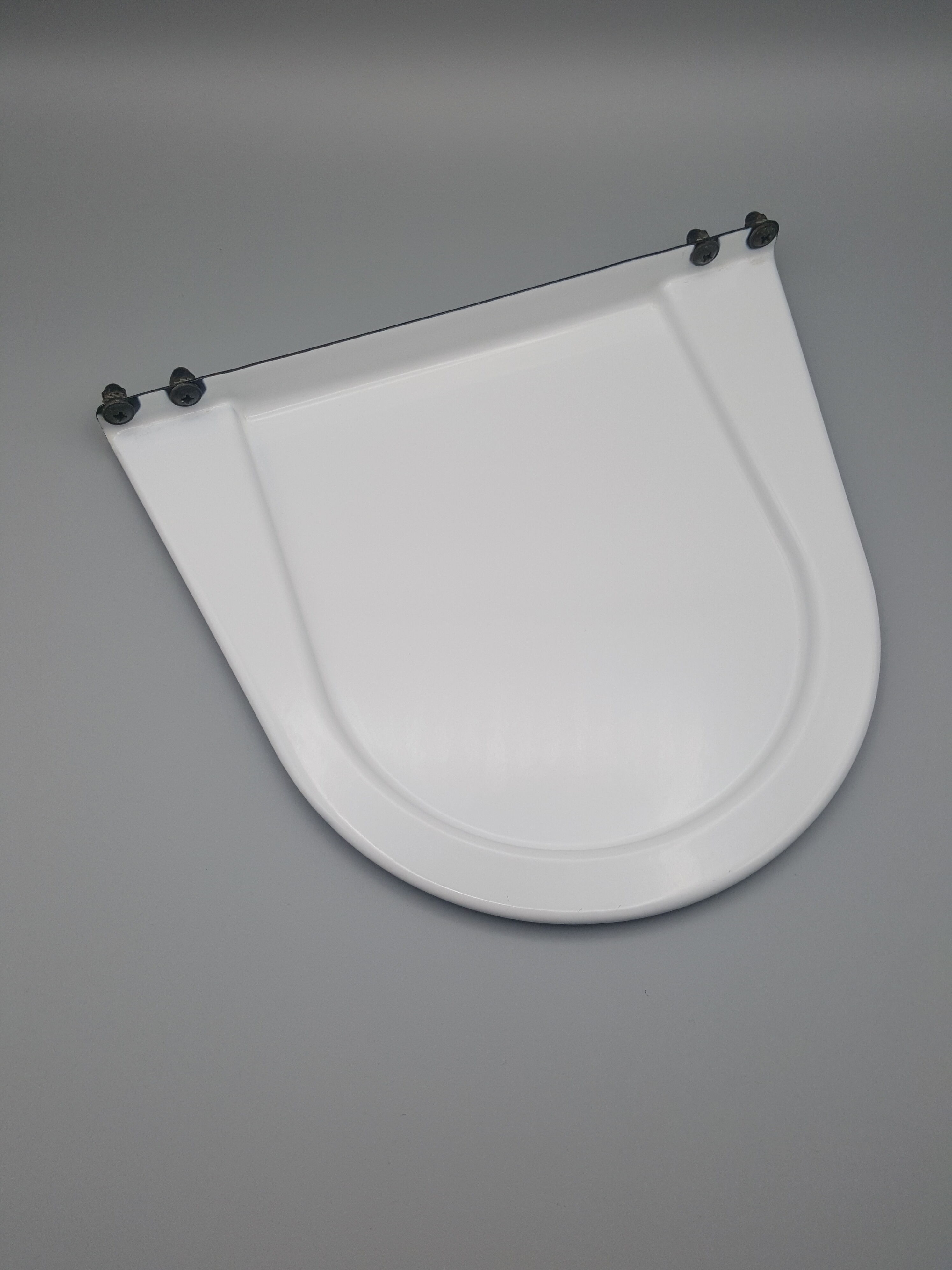 Wall shelf enamelled