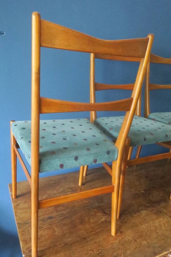 4 chaises de salle à manger en bois et tissu turquoise, 1960