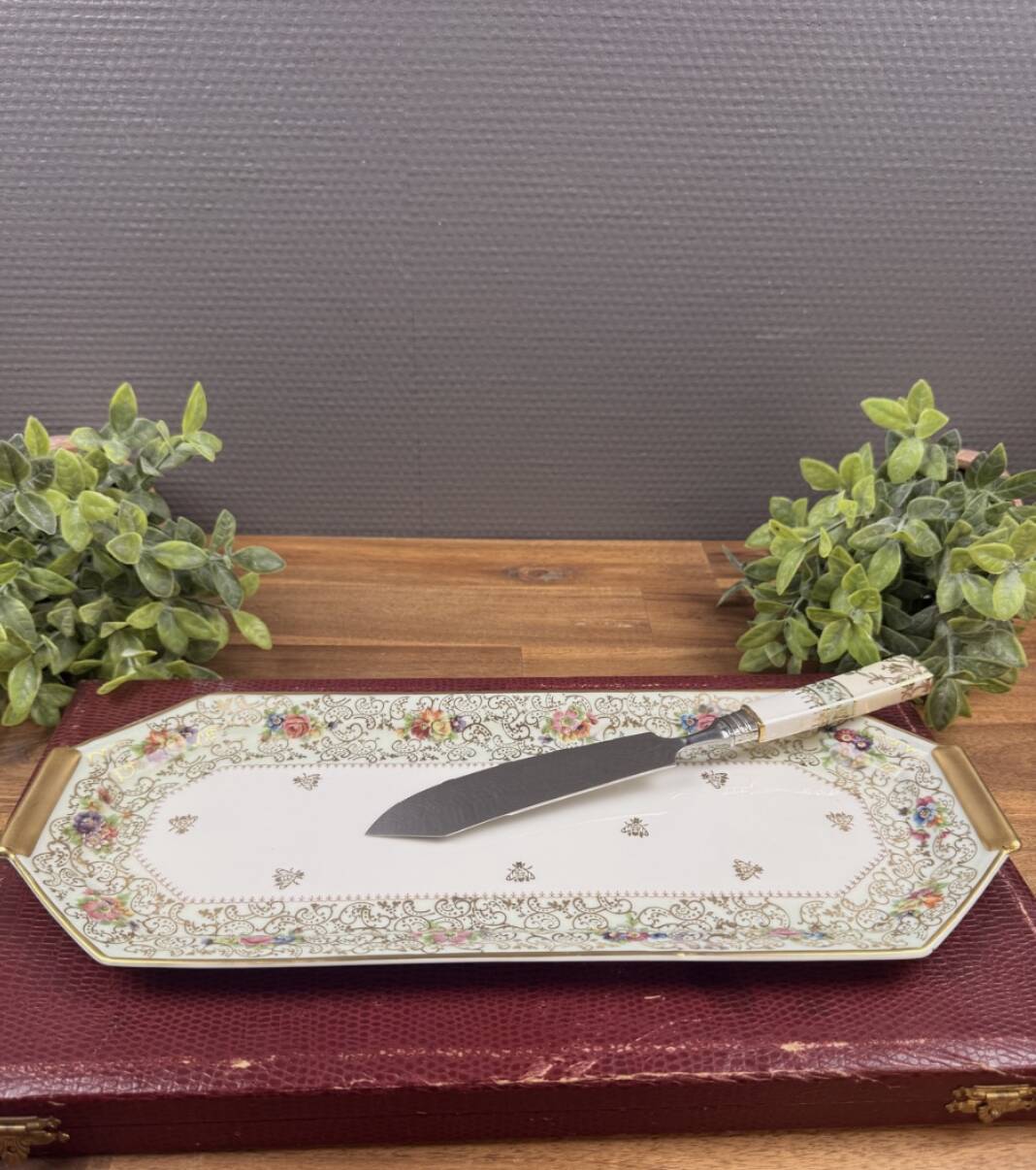 Limoges porcelain cake dish – floral decoration and gilding