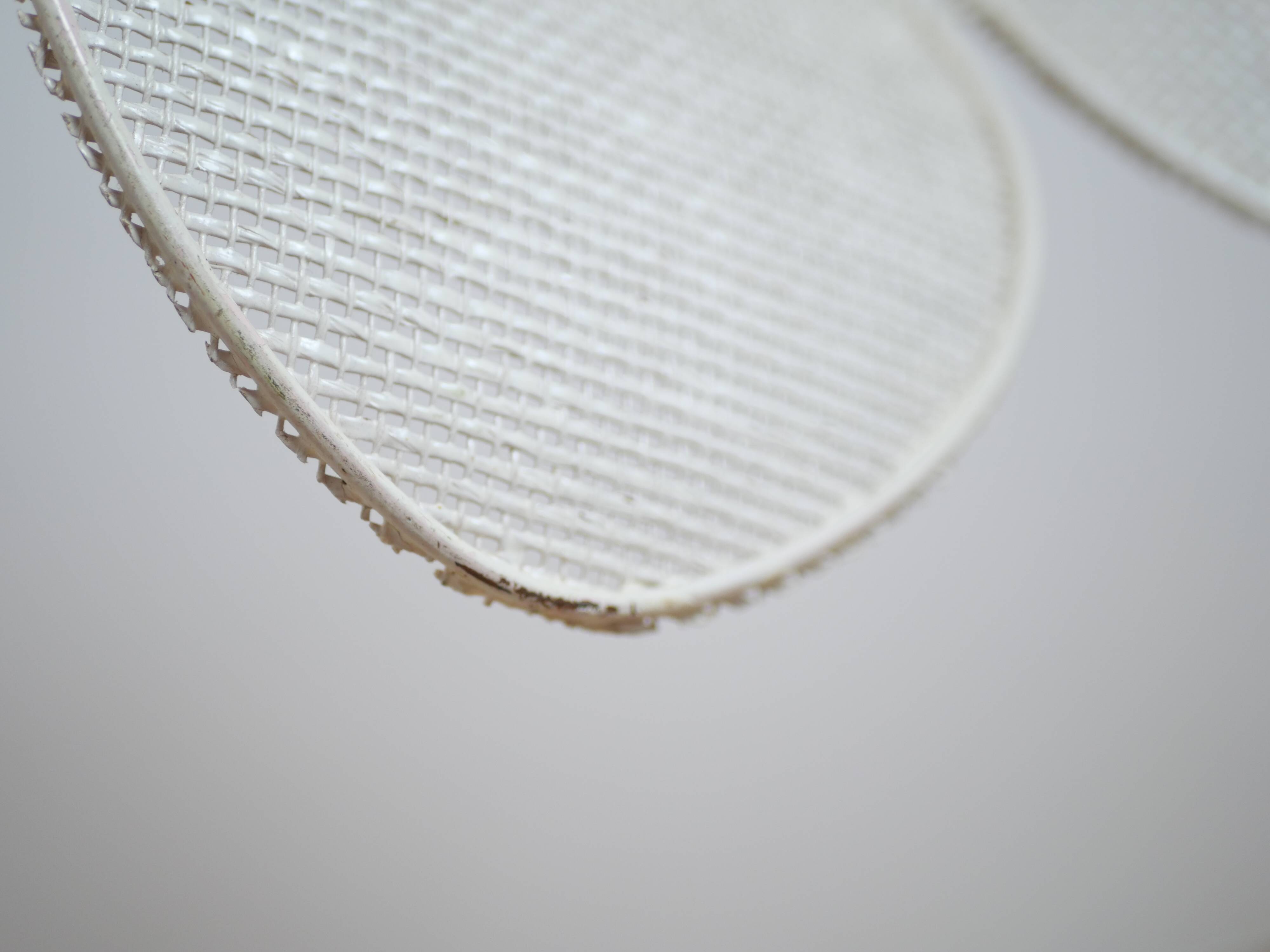 Vintage flower suspension