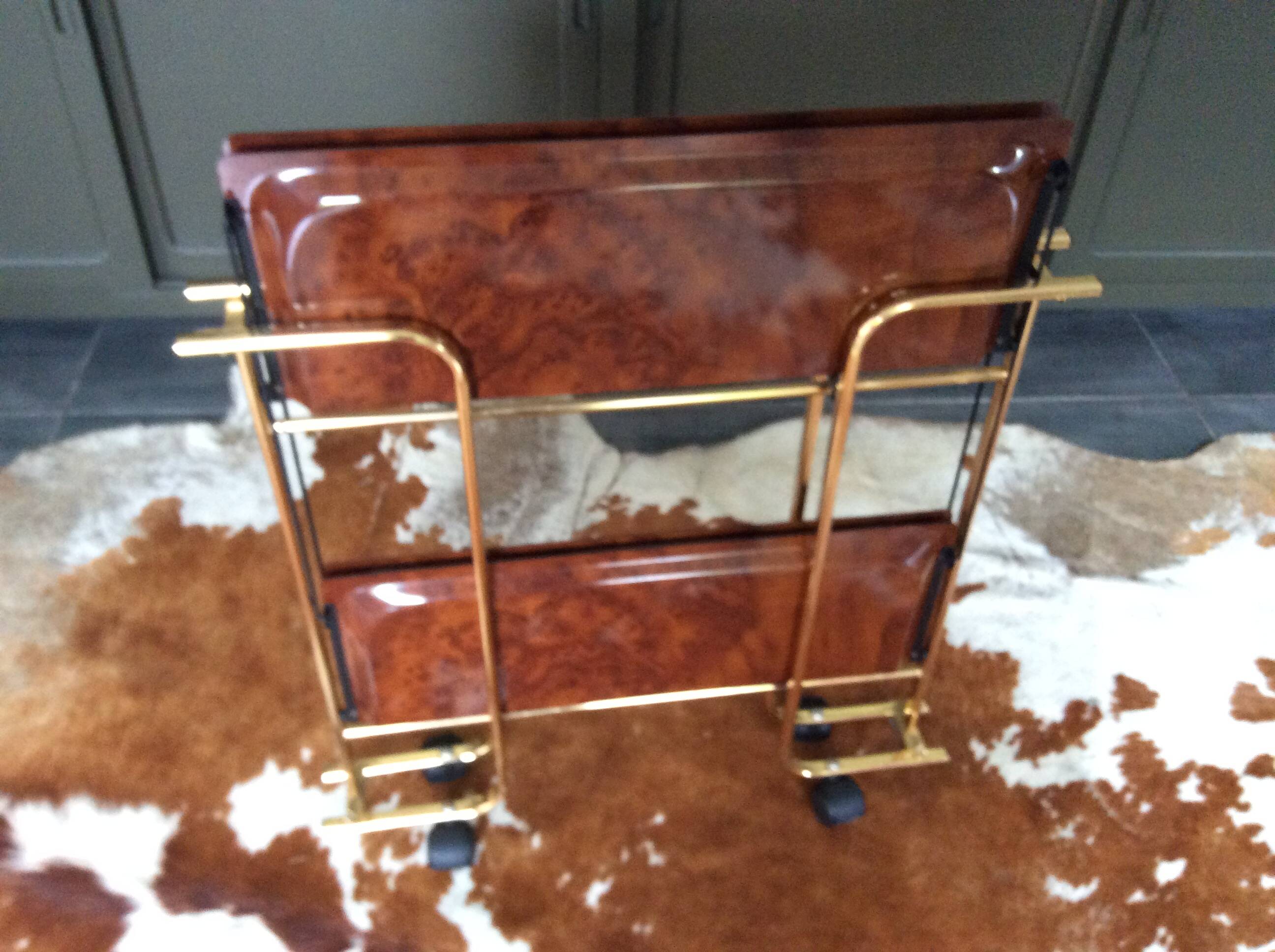 Folding rolling trolley