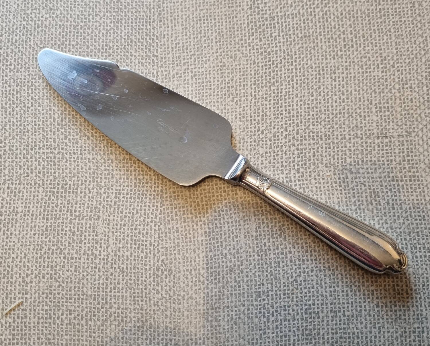 Christofle pie server model Rubans