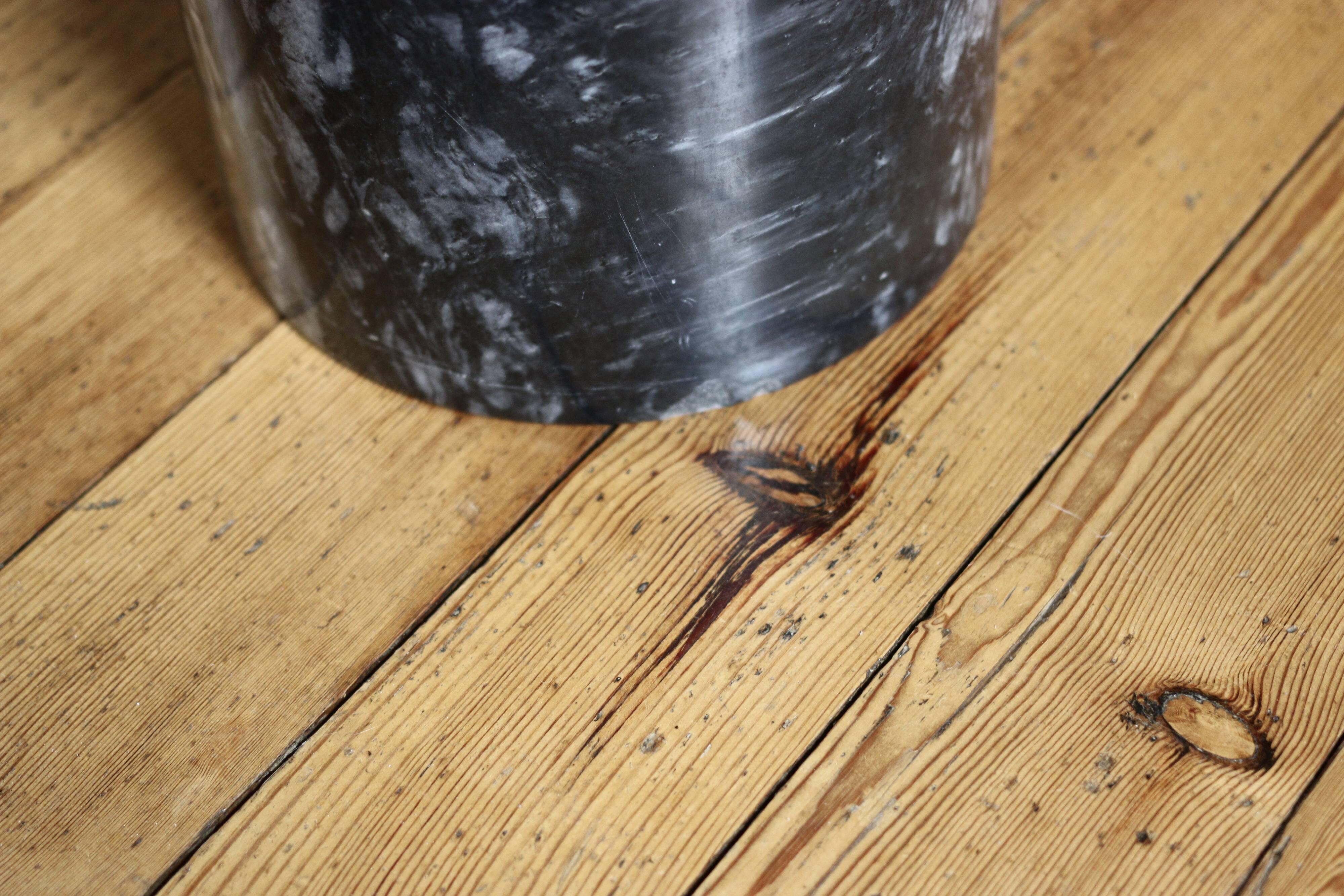 Vintage design marble and glass coffee table from the 1970s