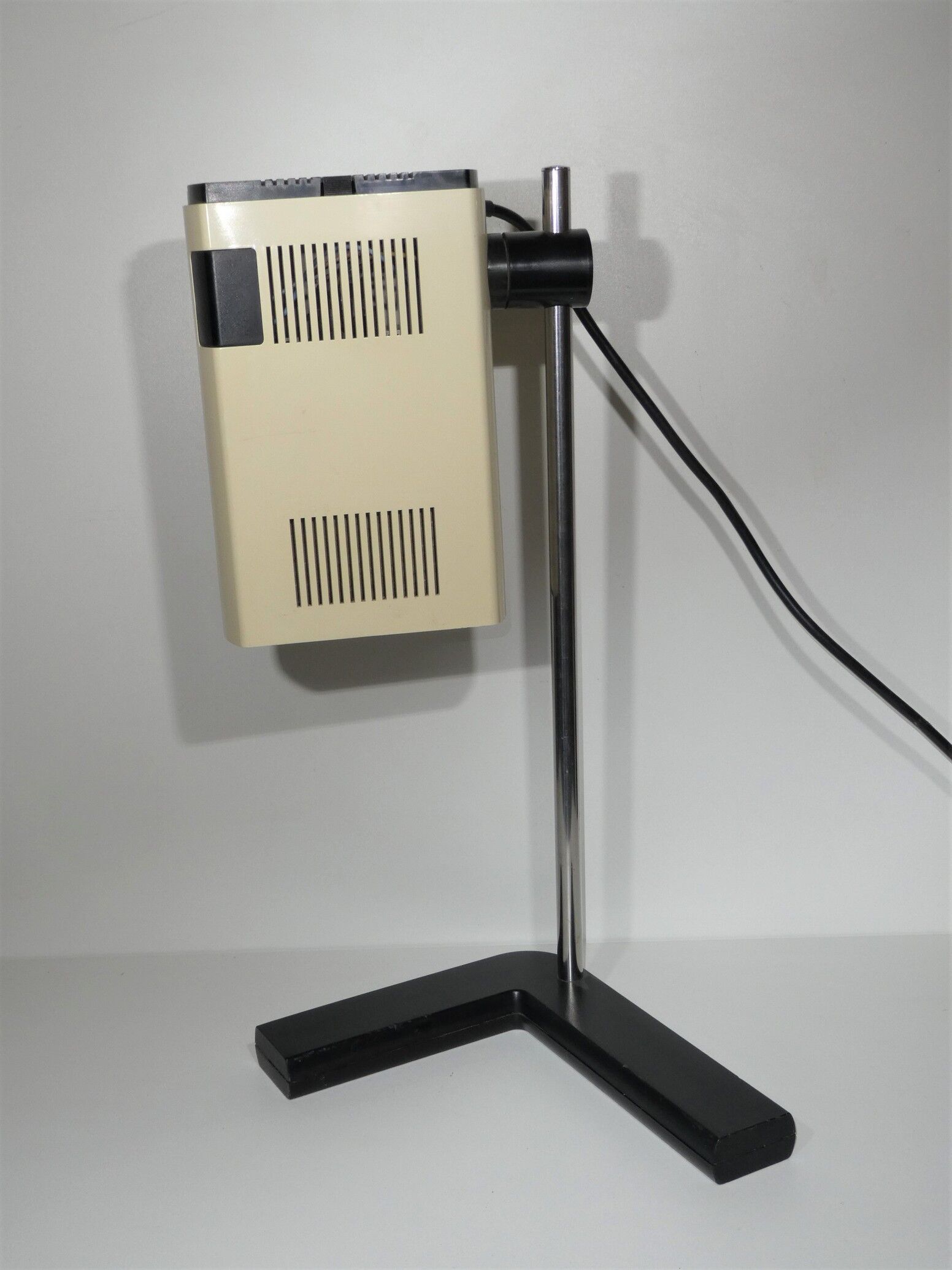 LAMP MANADE 1970