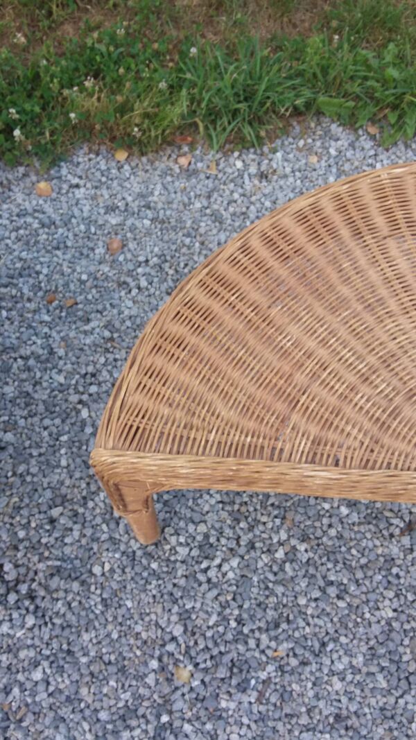 Fauteuil rotin et table basse rotin design des années 70