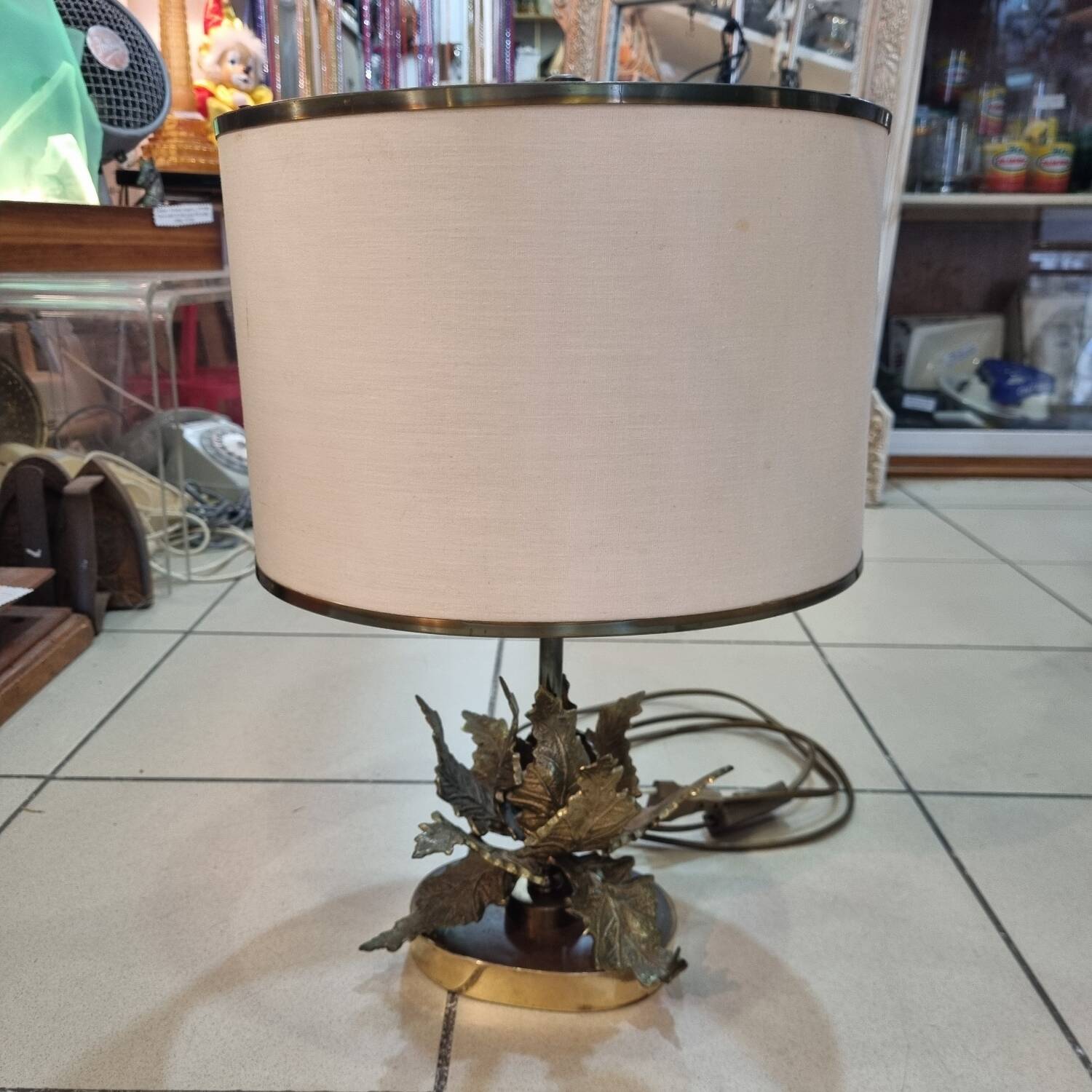 table lamp, bronze foliage Circa 1960