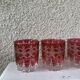 7 verres à apéritif en verre rouge et transparent ciselés vintage