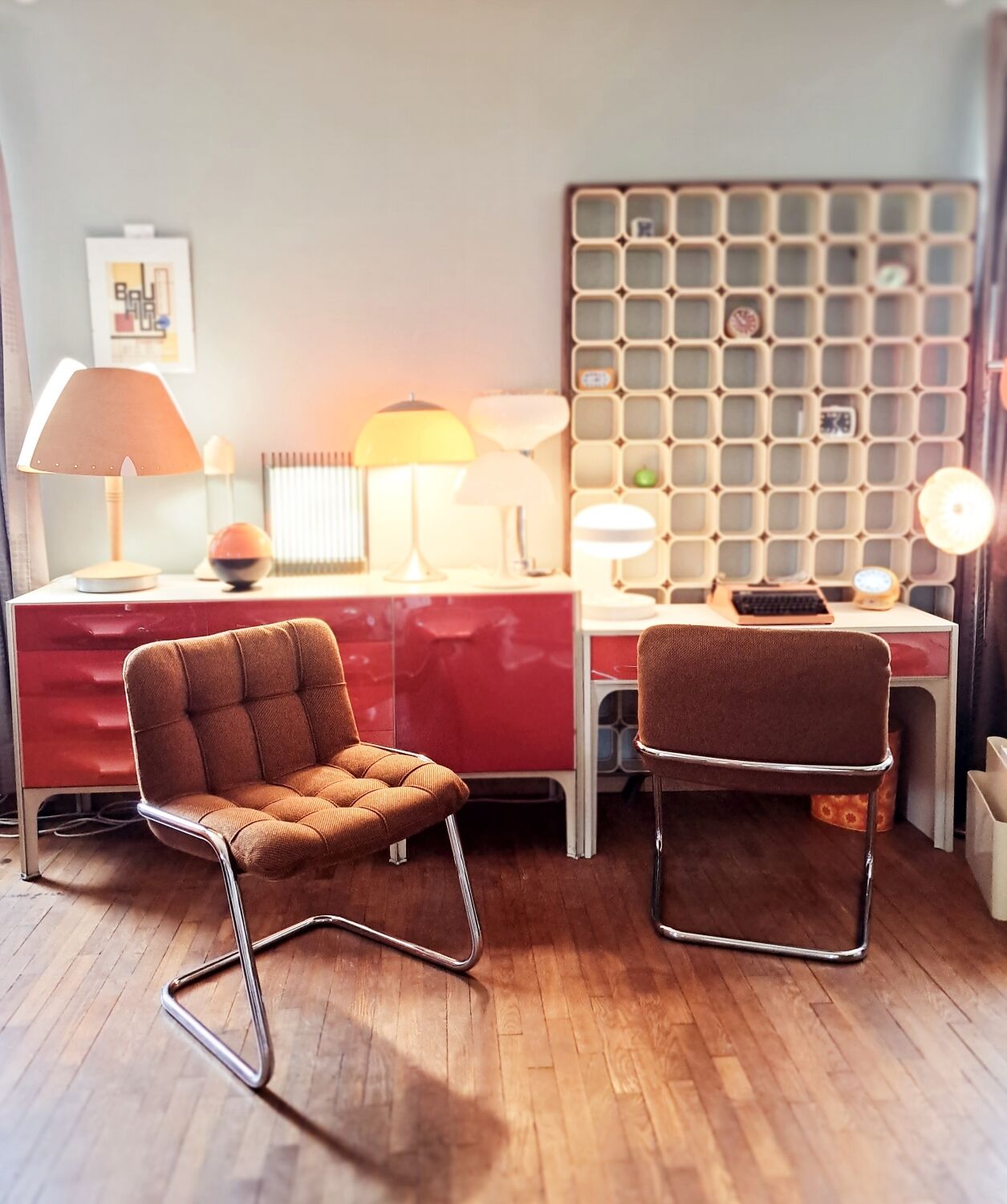 Suite of 6 armchairs airborne storm yves christin

1970's