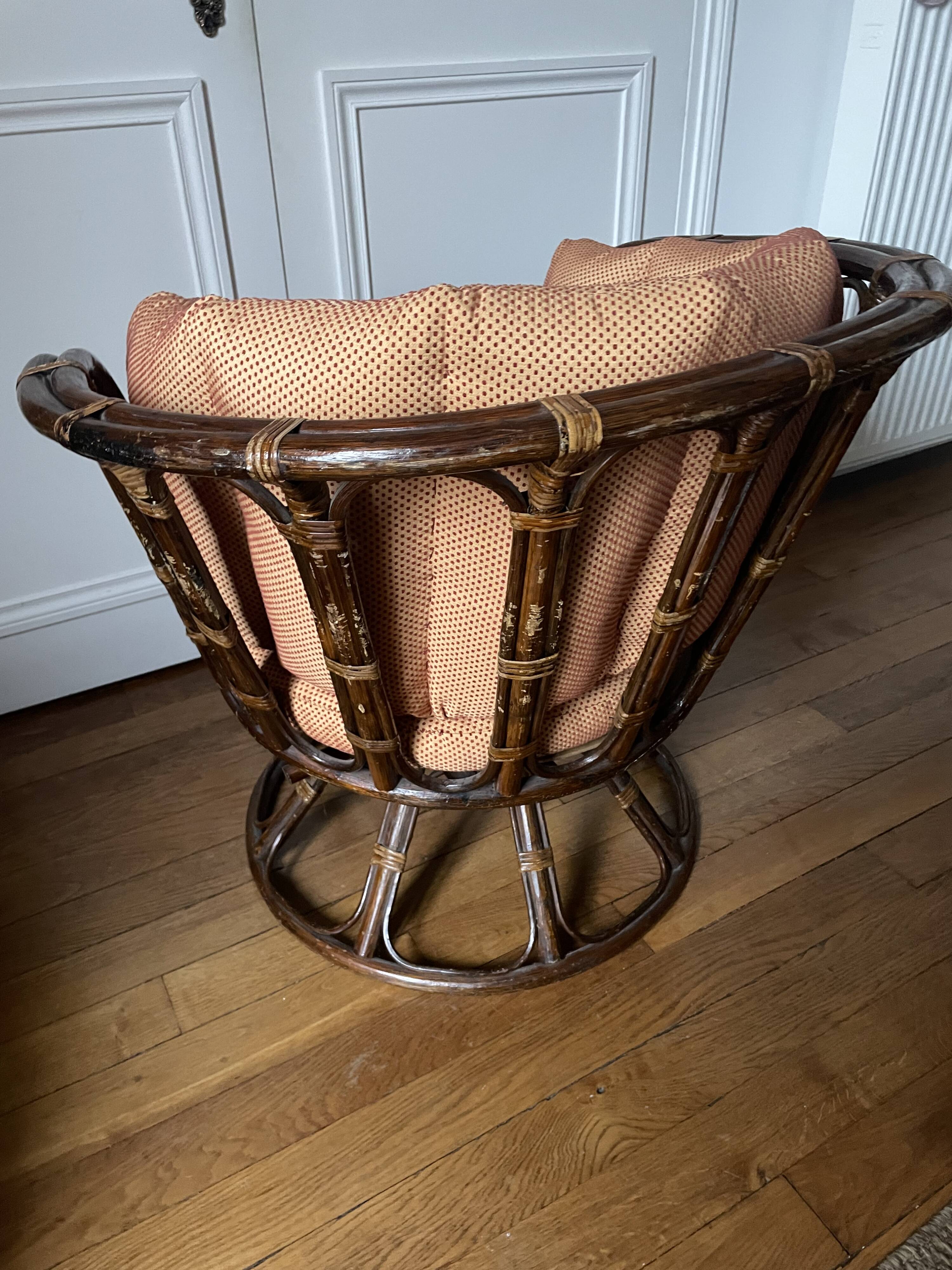 Fauteuil pivotant rotin et osier vintage