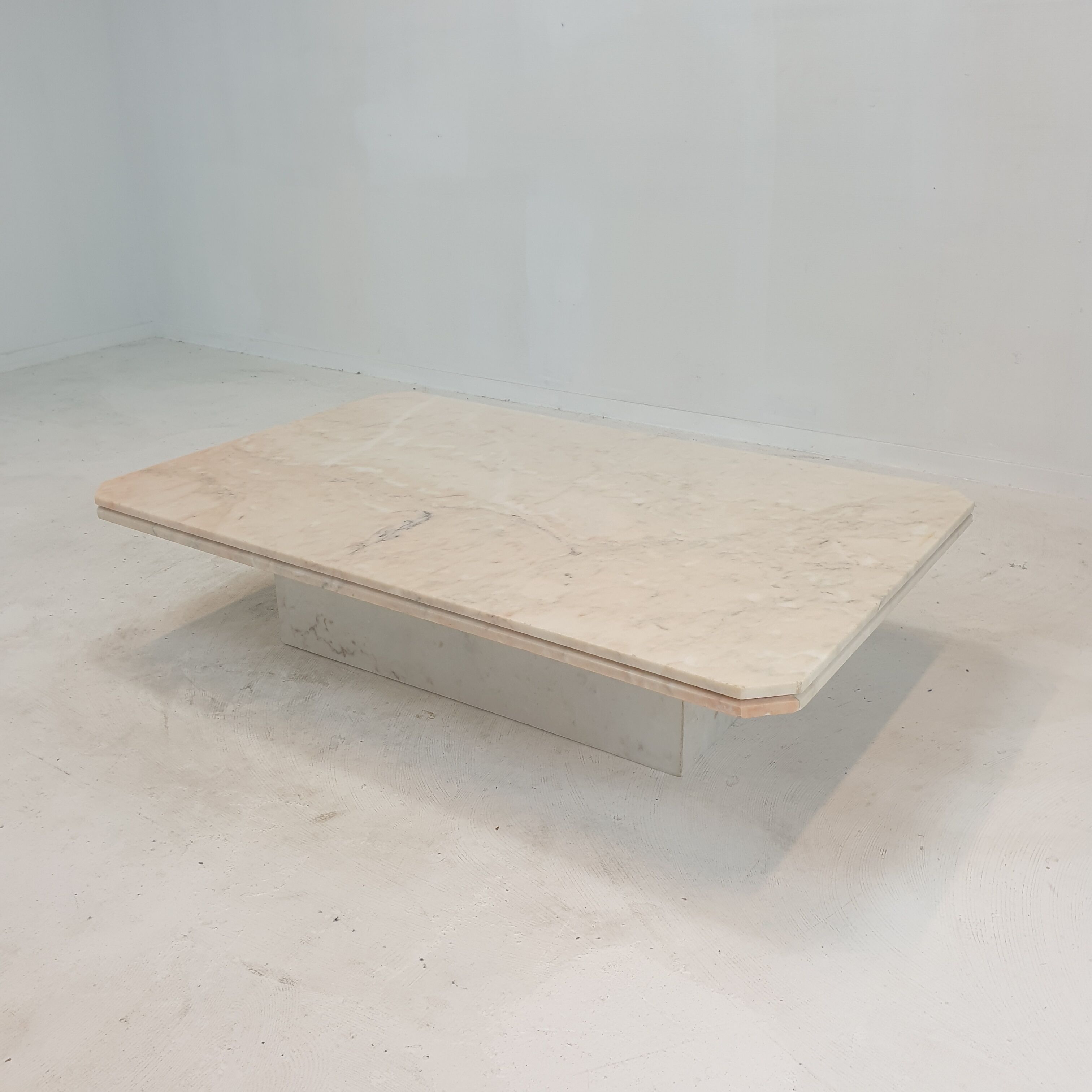 Italian marble coffee table, 1970s